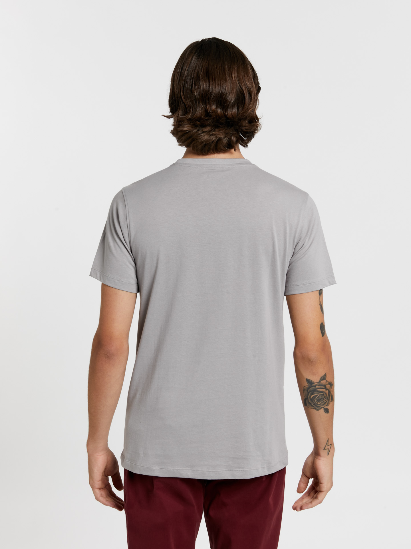 T-Shirt Cinza Mesclado Casual Homem