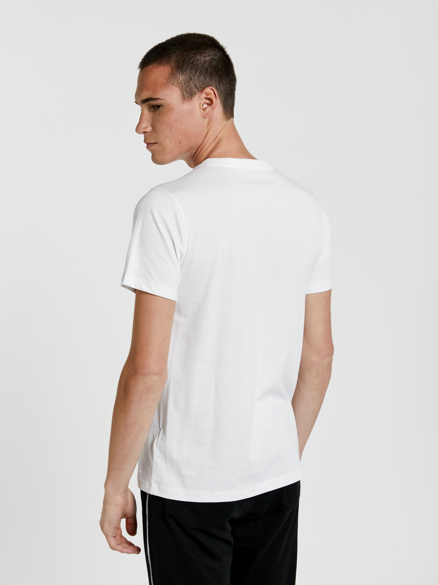 T-Shirt Branco Casual Homem
